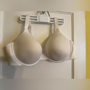 Vanity Fair Cream Women's Bra